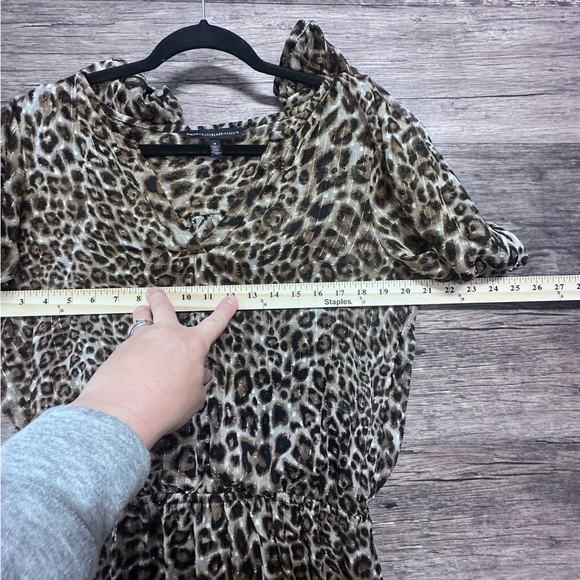 White House Black Market Leopard 🐆 Print V-neck A-line Dress - Picture 8 of 11